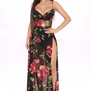 Surprise Me w/ Florals Maxi Dress
